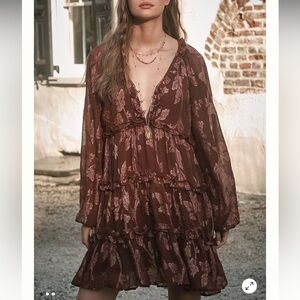 By Anthropologie Long-Sleeve Tiered Metallic Mini Dress Size L Great Condition